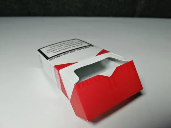 Caja aparición cigarros