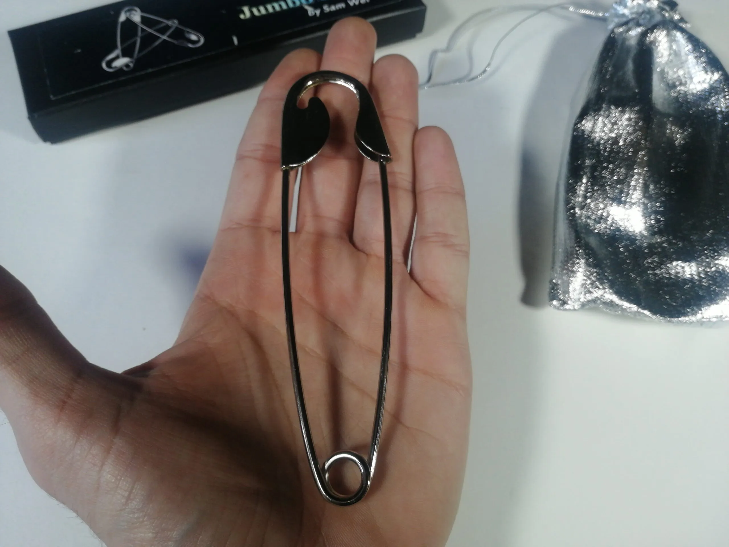 Imperdibles gigantes - Linking jumbo pins, de Sam Wei - Imagen 2