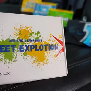 Sweet explosion, de Snake & John Byng, por Tumi Magic