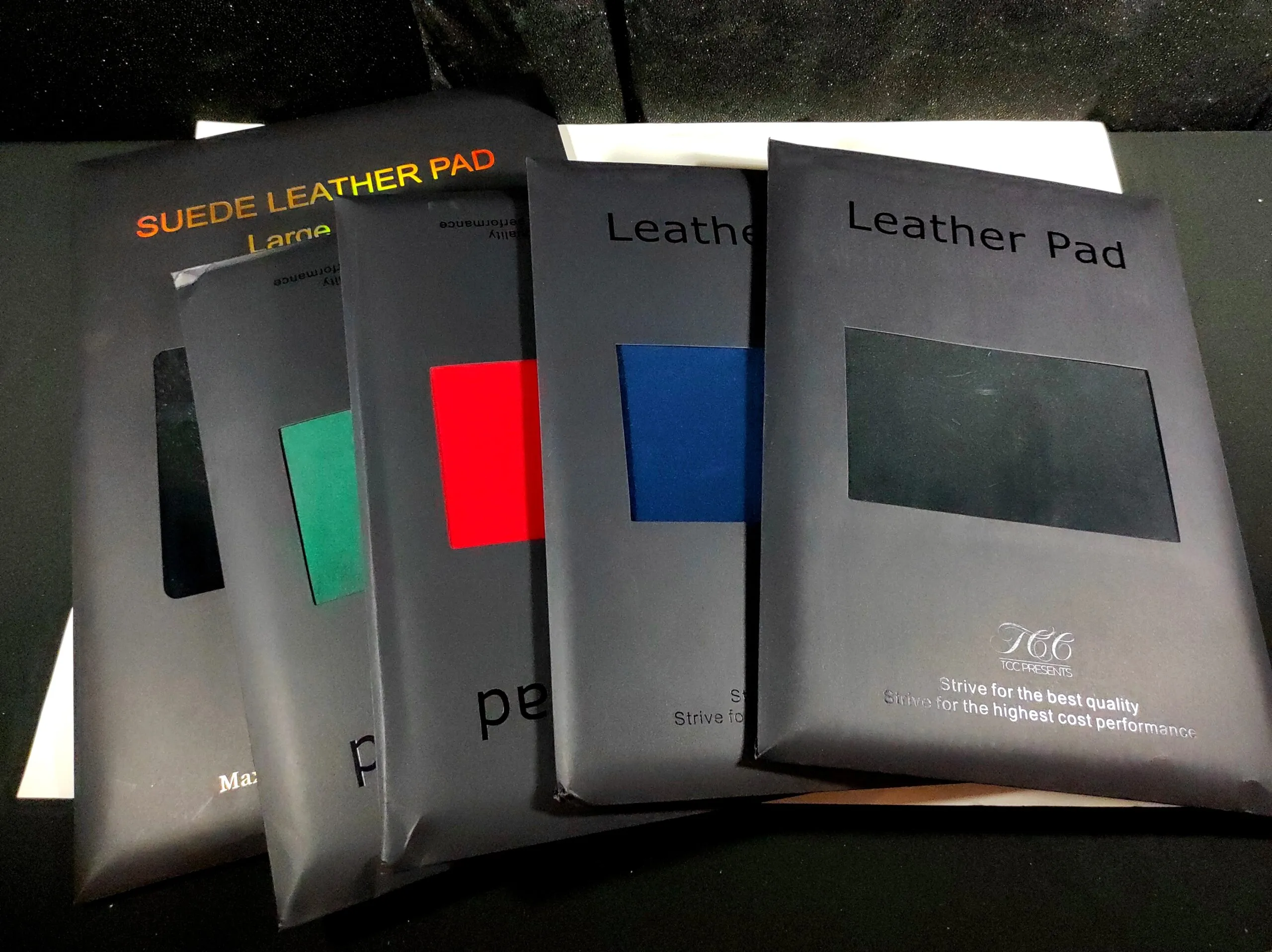 Tapete Deluxe TCC - Tamaño Grande (Colores variados) - Imagen 2