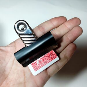 Barking dog, clip buldog, de Etienne Pradier - Carta al broche