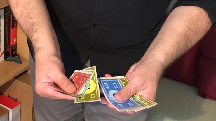 Size does matter 2.0, de Juan Pablo (Billetes de Monopoly a billetes reales) - Imagen 2