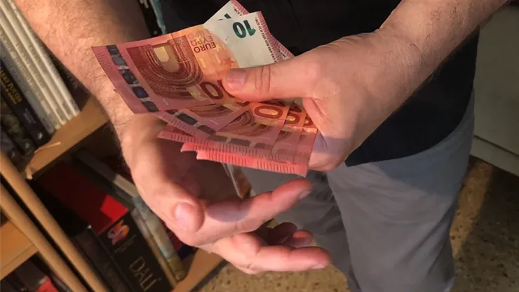 Size does matter 2.0, de Juan Pablo (Billetes de Monopoly a billetes reales) - Imagen 3