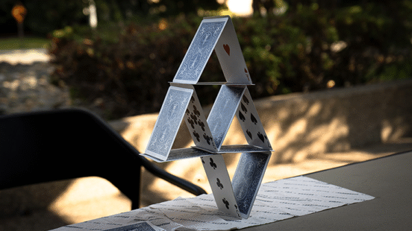 ON EDGE, de Angelo Carbone