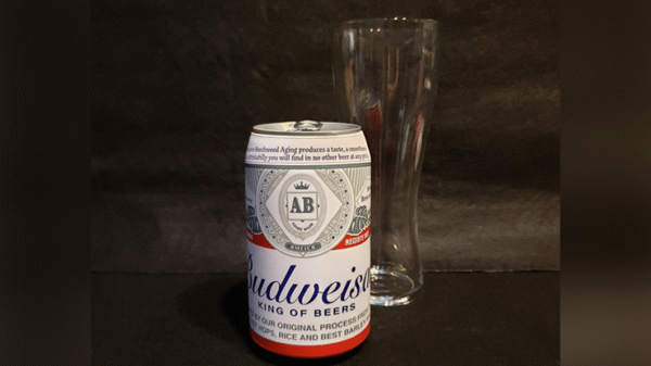 Ultra Bud de Syouma (Aparición lata de Cerveza)