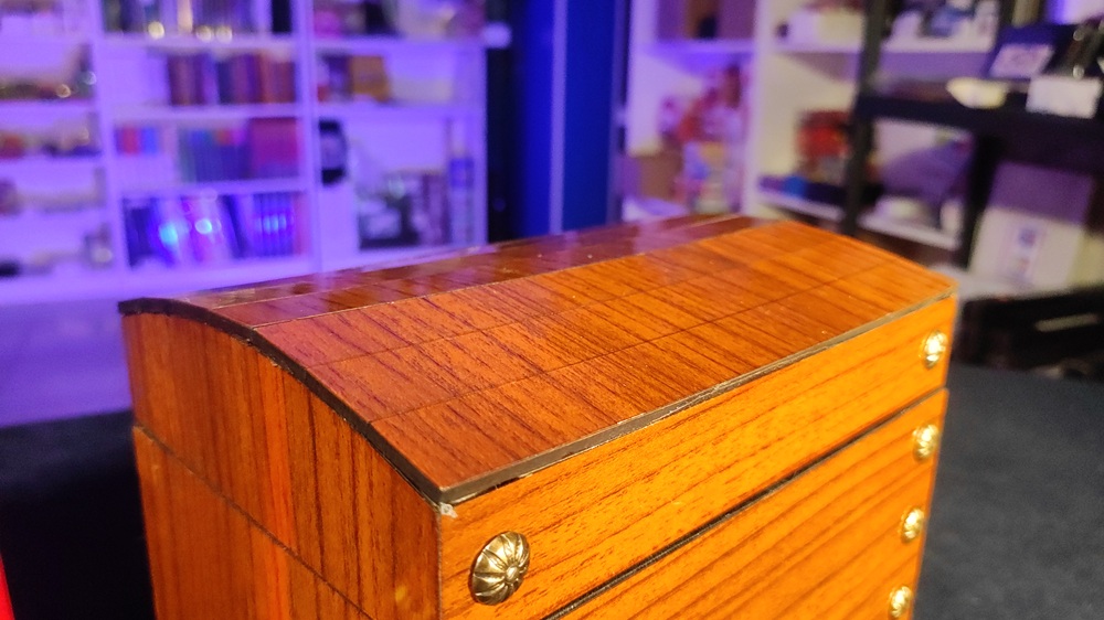 Magical Chest de Tora Magic (El cofre mágico) - Imagen 4