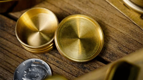 Magnetic Coin Box (Medio Dólar) por Artisan Coin y OFM Studio