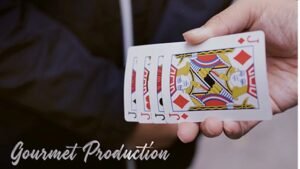 Paperstorm de Rich Li