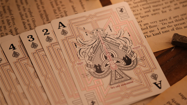 Baraja Assassin's Creed Legacy Version 2 Garnet (Hidden Blade)