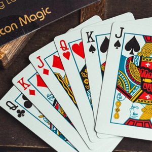 Color Betrayal de Long Long & Bacon Magic (DORSO ROJO)